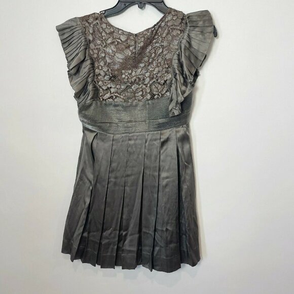 Development by Erica Davies Lace Silk Mini Cocktail Dress Gray 2 Flutter Sleeve - Picture 3 of 7